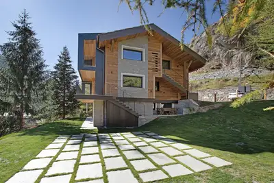 Image de Appartement 'Valgrisa Mountain Lodges 1' avec vue sur les montagnes, terrasse privée et Wi-Fi