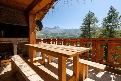 Image de Chalet Albiez-Montrond, 7 pièces, 14 personnes