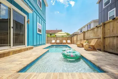 Image de Fun & airy Florida vacation home with private pool