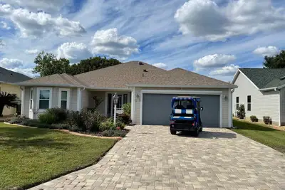Image de Welcome to Luxury Living in The Villages! Private Pool & Golf Course View