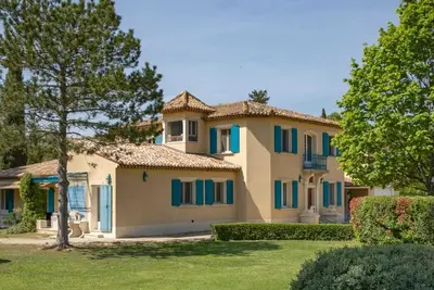 Image de Un Paradis En Provence. . . Mas L'aigo Claro\"