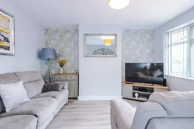 Image de Hough House - 4 bedrooms & spacious