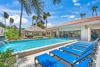 Image de Villa w/ Pool and Palapa, 2 mi to Palm Beach!