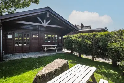 Image de Cherry, pet friendly, with hot tub in Swanage