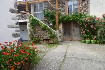 Image de Puy de Dôme -Gîte de campagne au calme près de Billom et de Cournon d'Auvergne