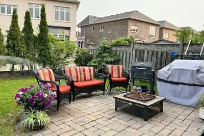 Image de Clean, spacious, poolside entire lower level apt\n\n