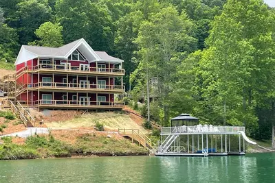 Image de American Freedom Sleeps 38; Theater Rm. ; Dbl Decker Dock w/slide&2 Covered slips