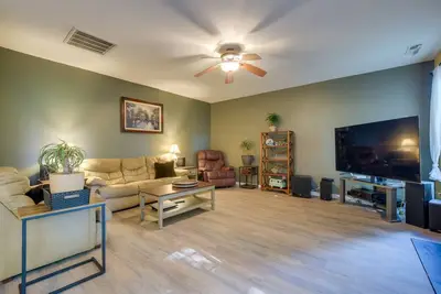 Image de Pet-Friendly Holly Springs Residence with Deck!
