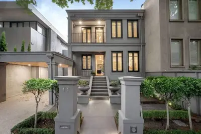 Image de Magnificent and stylish South-Yarra house. \n