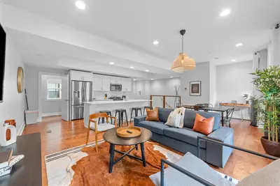 Image de Ponce Townhome Great Location