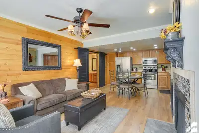 Image de Walk to Slopes: Brian Head Condo w/ Pool Access