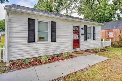 Image de Hampton Vacation Rental: Central Location, Patio