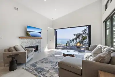 Image de Beachfront Luxury Suite #21 at The Beach House