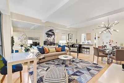 Image de Beautifully decorated in the Essex House!