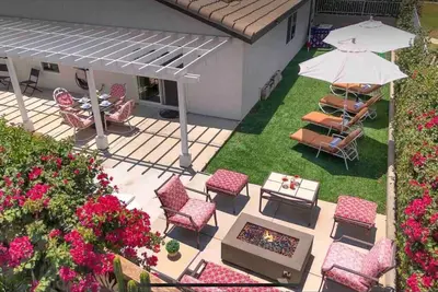 Image de The Coachella Gem weekly and Monthly discounts