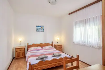 Image de Appartement de deux chambres avec la terrasse Jezera, Murter (A-21148-a)