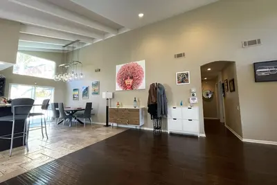 Image de New, Fun Get Away, Vaulted Ceiling, Pool, Hot Tub, New