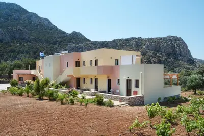 Image de Appartement dans un hôtel 'Miraluna Two Room 1' avec terrasse privée, Wi-Fi et climatisation