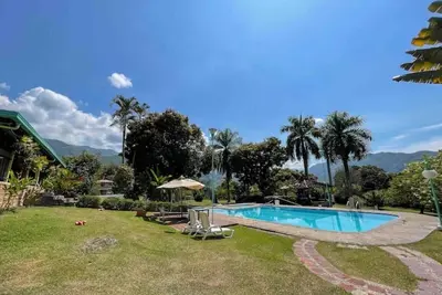 Image de Hermosa y Amplia Finca - Piscina, 5 min Parque