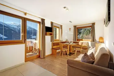 Image de Appartement \"Unterdurachhof Martin\" avec vue sur les montagnes, jardin partagé et Wi-Fi