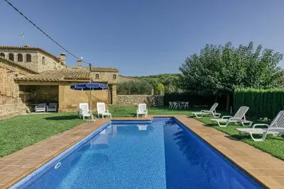 Image de Maison de campagne \"Mas Cases\" avec vue sur les montagnes, piscine privée et Wi-Fi