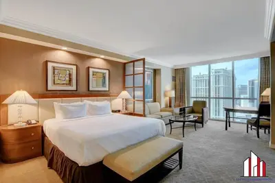 Image de Mgm Signature-25-609 Strip View Jacuzzi Studio