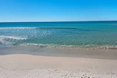Beach Cottage\/Private Beach\/Gated Community\/Heated Pool