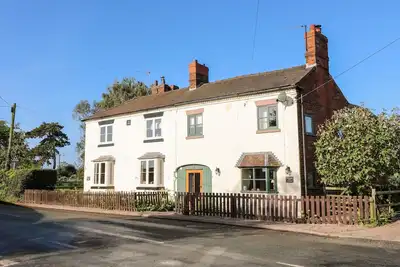 Image de Bluebell Cottage, family friendly, with open fire in Rugeley