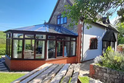 Image de Rowan Cottage, family friendly, with a garden in Gravels Bank