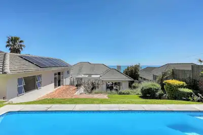 Image de Camps Bay Deluxe - Luxury villa with pool