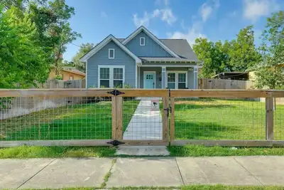 Image de Centrally Located Stunning 3br 2ba Near Downtown
