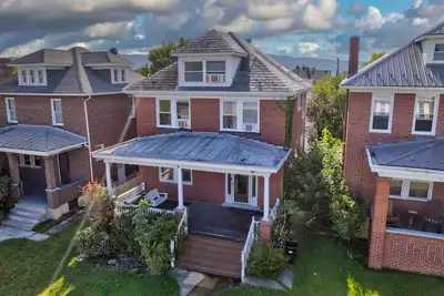 Image de Historic Mountain Retreat: Breathtaking views, pet friendly, trampoline/playroom