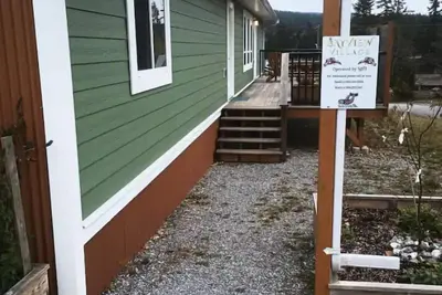 Image de Bayview Village Green 4810 Alder Avenue. \n\n