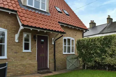 Image de 3 chambres à coucher à Sawston, near Cambridge