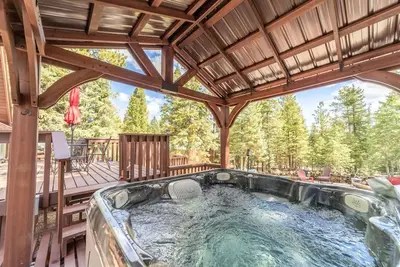 Image de Green Pines Cottage!