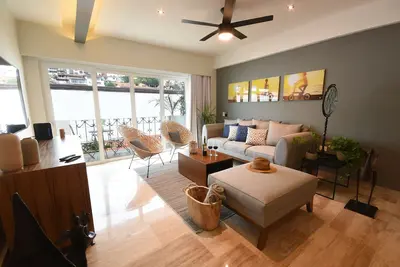 Image de 203 Malecon Street-View Condo Downtown, 2bd+2bth