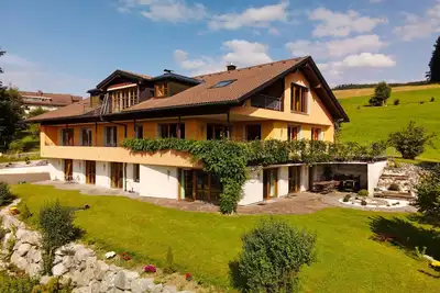 Image de Appartement \"Lichtblick\" avec vue sur les montagnes, balcon et Wi-Fi