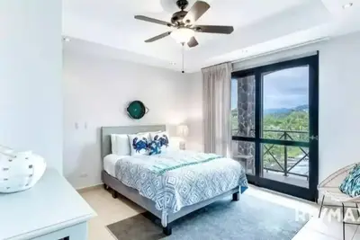 Image de 777j Beachfront Condo Bahia Encantada 3br/2. 5 Bath\n