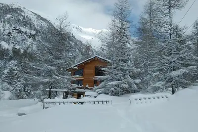 Image de Gite L'Esquirol avec vue sur la montagne, jardin partagé et Wi-Fi