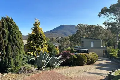 Image de Mountains and Treetops Retreat - Nature Getaway