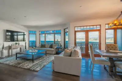 Image de East Cliff Beachfront Bliss at La Jolla Cove