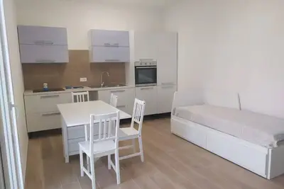 Image de New apartment 3 minutes from the sea and close to the center and station