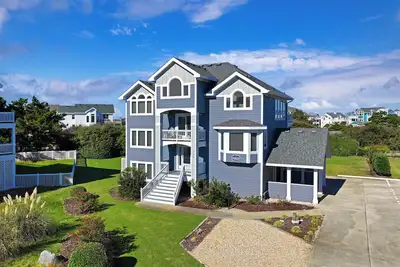 Mercury Rising: Backyard Oasis with Saltwater Pool