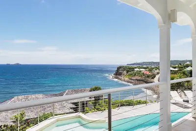 Villa Located in a Secluded Residential Area