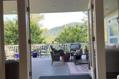 Image de Mountain View on one level w hot tub, fire pit, w fishing kayaking minutes away