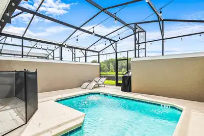 Image de Last Minute Disney Getaway! Private Pool & Themed Bedrooms. Book Now! #103395