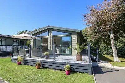 Image de Seahorse Lodge, family friendly, with pool in Downton, Hampshire