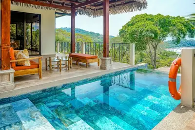 Image de Sweeping ocean views, private infinity edge pool, & short walk to beach