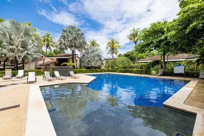Image de Stunning 3-bedroom condo in the prestigious Vista Ocotal community