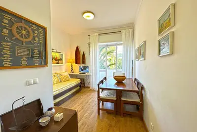 Image de Apartamento T1 Oura Praia